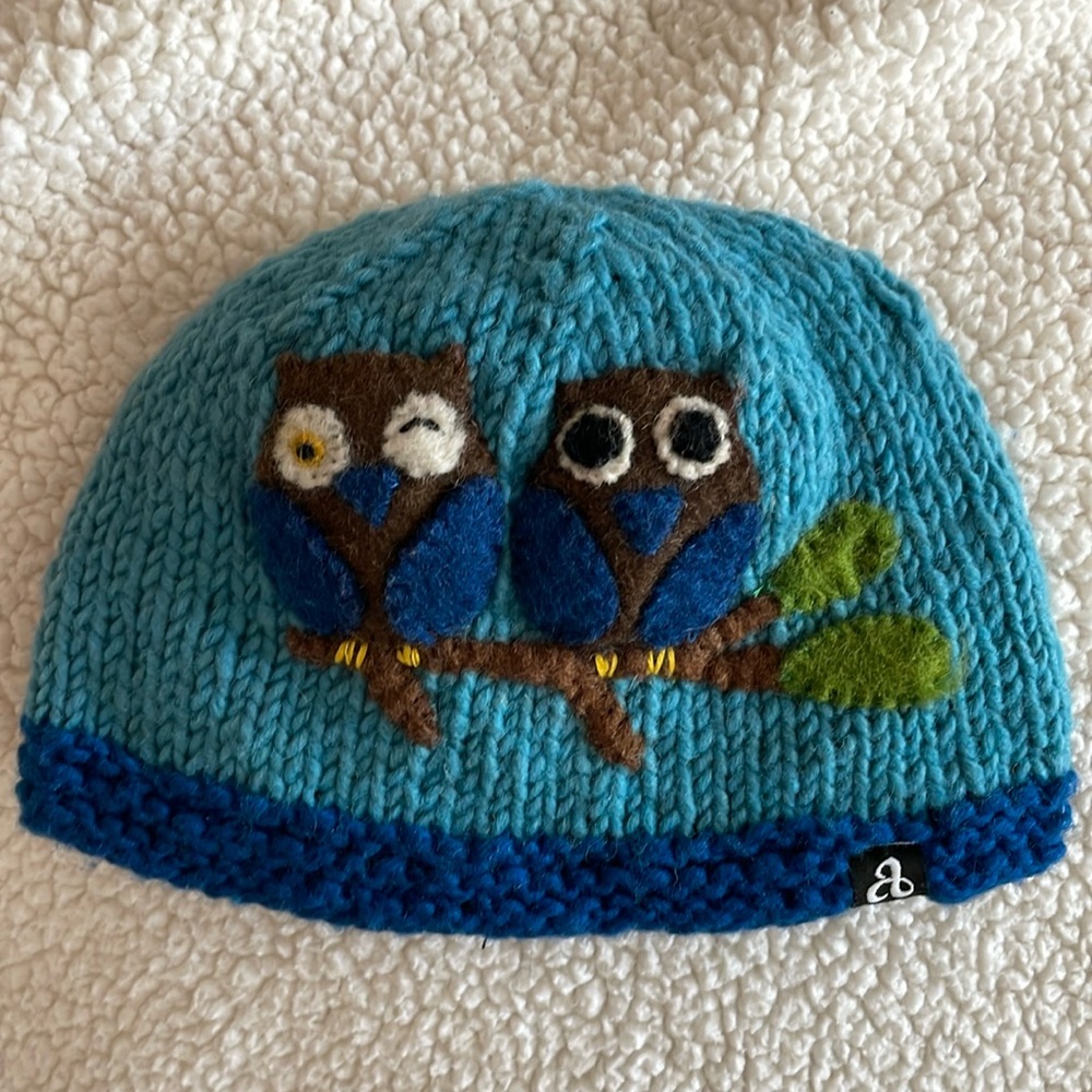 Ambler of Canada Kid’s Hand Knit 100% Wool Toque Owl Motif Fleece Lining M/L